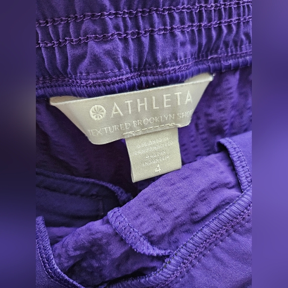 Women’s Athleta Size 4 Textured Brooklyn Short Purple Pockets - Picture 6 of 10